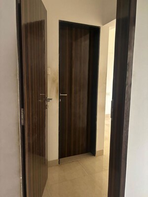 Room in 3 BHK Apartment at Aditya Nisarg Palms, Bavdhan – for Rent