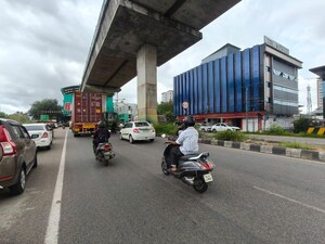 Parking in  Showroom at Aluva – for Rent
