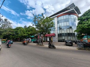 Parking in  Office Space at Ernakulam – for Rent