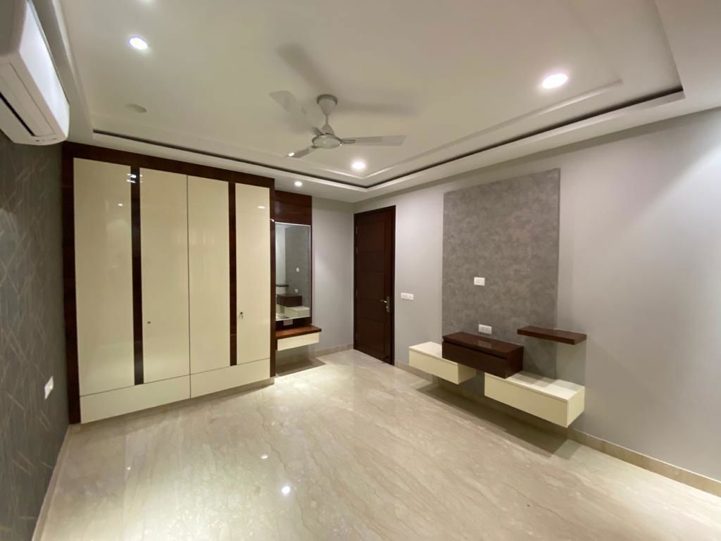 4 BHK Builder Floor For Sale in Janakpuri