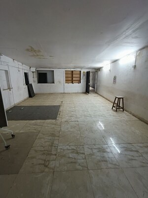 Room in  Office Space at Aaram Nagar CHS, Versova – for Rent