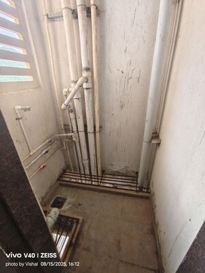 Staircase in 1 BHK Apartment at Puranik Tokyo Bay Phase 2A, Kasarvadavali – for Rent