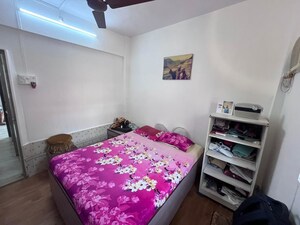 Bedroom in 1 BHK Apartment at Dahisar West – for Rent