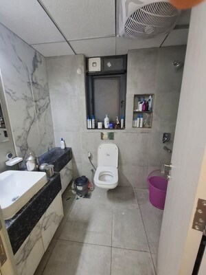 Team Area in 2.5 BHK Builder Floor at Smart World Orchard, Sector 61 – for Rent
