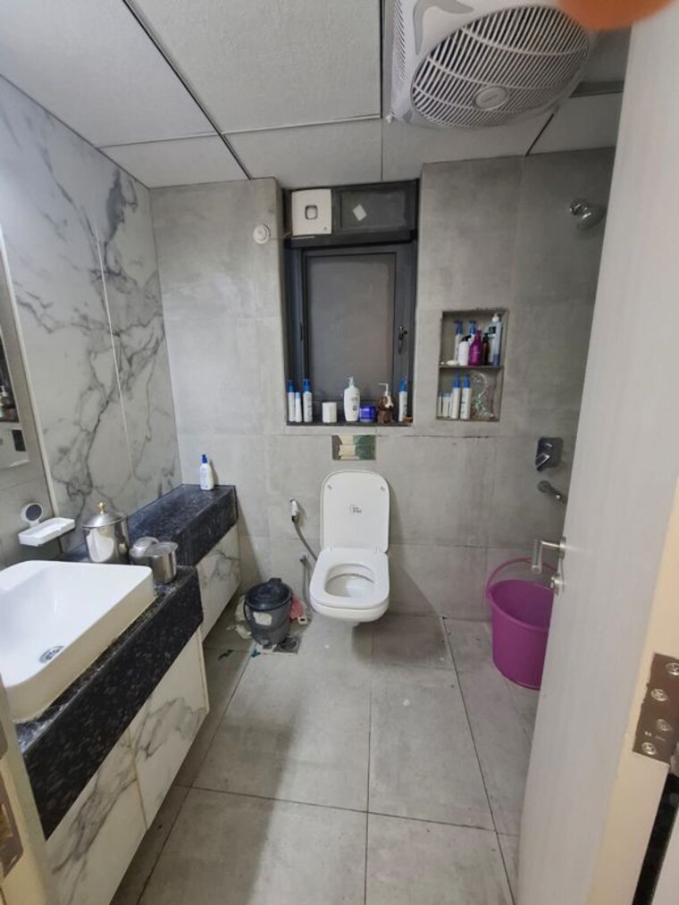 Team Area, smart-world-orchard 2.5 Bedroom 1200 Sq.Ft. Builder Floor In Sector 61 Gurgaon 10397636