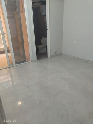 Room in 2 BHK Apartment at Signature Global City, Sector 37d – for Rent