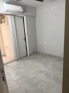2 BHK + Basement Apartment For Rent in Signature Global City