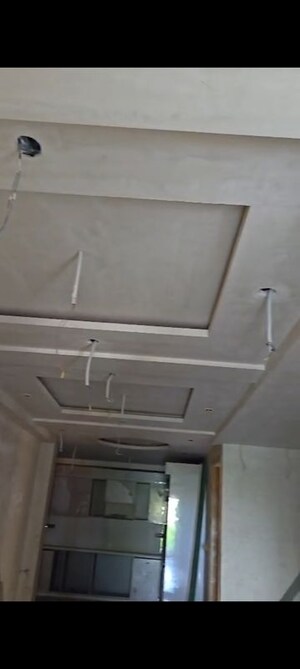 Furnished Amenities in 3 BHK Builder Floor at Vasant Kunj – for Sale