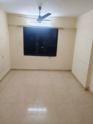 Room in 1 BHK Apartment at Shree Laxmi CHS , Lower Parel – for Rent