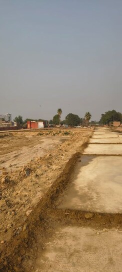 Plot For Sale in Select City Residency