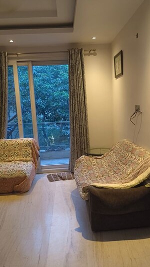 Bedroom in 3 BHK Builder Floor at New Rajinder Nagar – for Rent