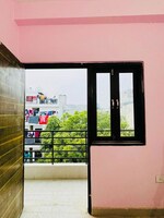 4 BHK + Pooja Room,Servant Room,Study Room 350 Sq.Yd. Builder Floor in Green Fields Colony