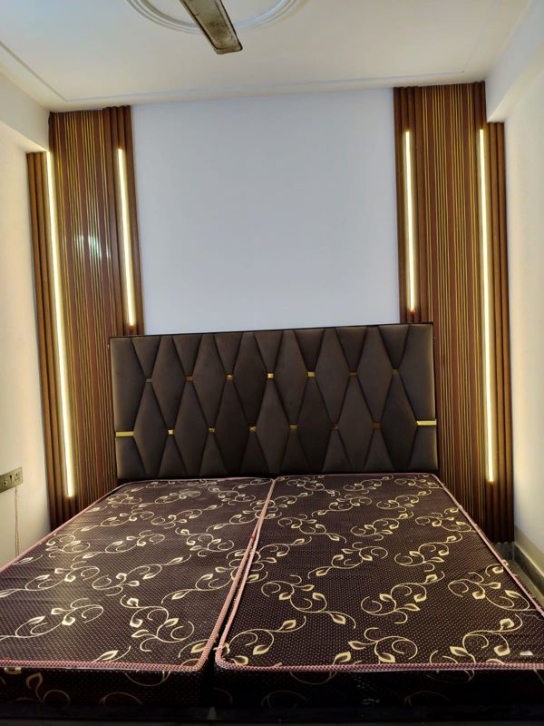 3 BHK + Pooja Room,Servant Room,Study Room Builder Floor For Rent in Green Fields Colony