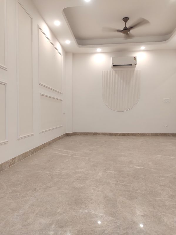 3 BHK + Servant Room Builder Floor For Sale in East Of Kailash