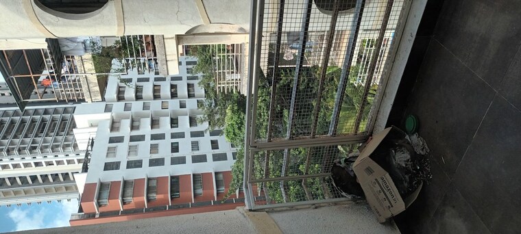 Balcony, comfort-zone 3 Bedroom 1650 Sq.Ft. Apartment In Balewadi Pune 10397703