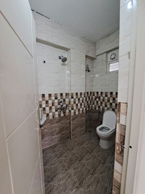 Bathroom in 2 BHK Apartment at Hrbr Layout – for Rent