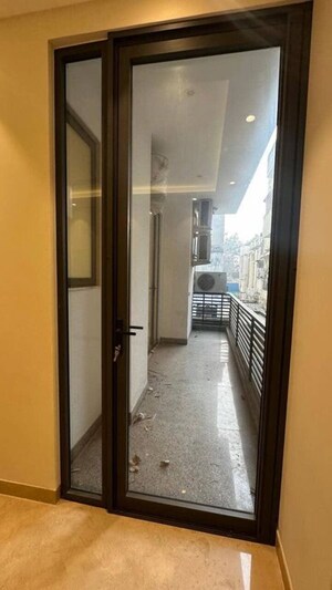 Building Lobby in 3 BHK Builder Floor at Safdarjung Enclave – for Sale