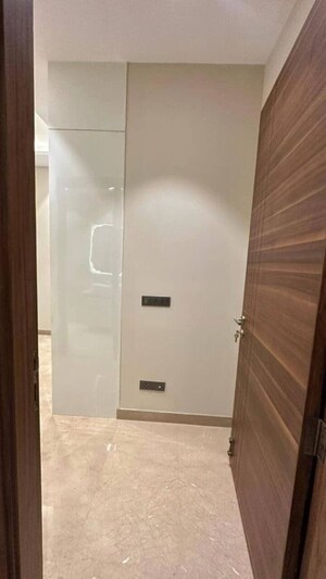 Bathroom in 3 BHK Builder Floor at Safdarjung Enclave – for Sale