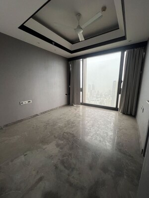 Room in 4 BHK Apartment at Lodha Trump Tower, Worli – for Sale