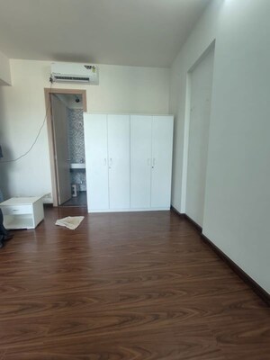 Room in 2 BHK Apartment at Raj Infinia, Malad West – for Rent