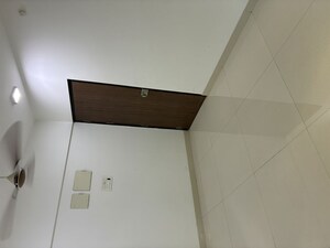 Room in 1 BHK Apartment at Rajmudra Rajlaxmi Heights CHS, Borivali East – for Sale