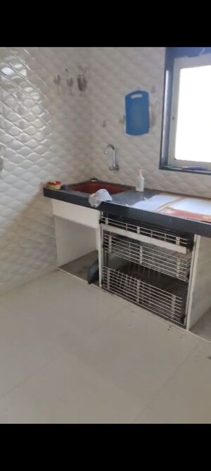 Furnished Amenities in 1 BHK Apartment at Savera CHS Kurla, Kurla East – for Rent