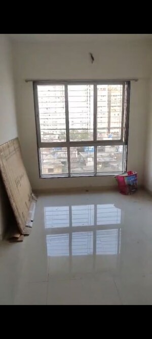 Room in 1 BHK Apartment at Savera CHS Kurla, Kurla East – for Rent