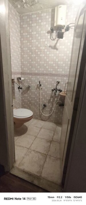 Bathroom in 2.5 BHK Apartment at Indus CHS, Andheri West – for Rent