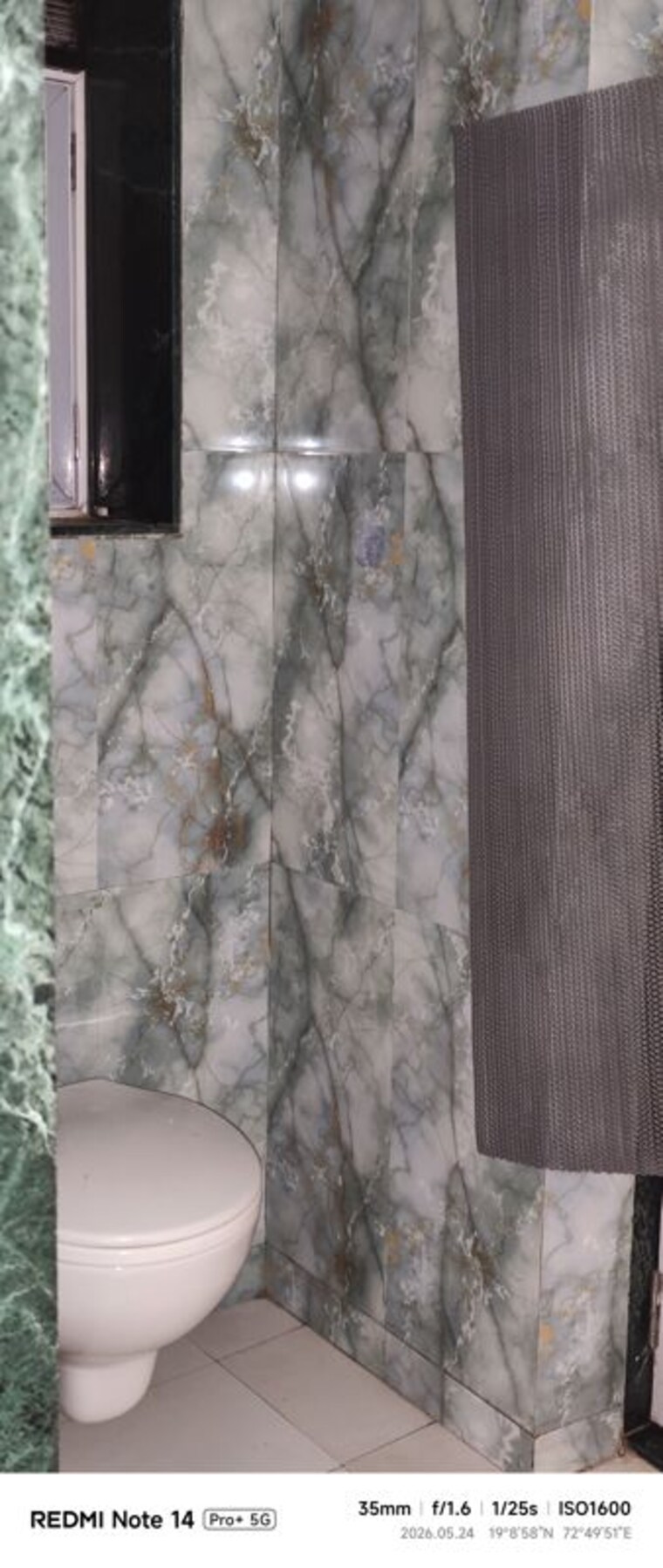 Bathroom, indus-chs 2.5 Bedroom 950 Sq.Ft. Apartment In Andheri West Mumbai 10397756