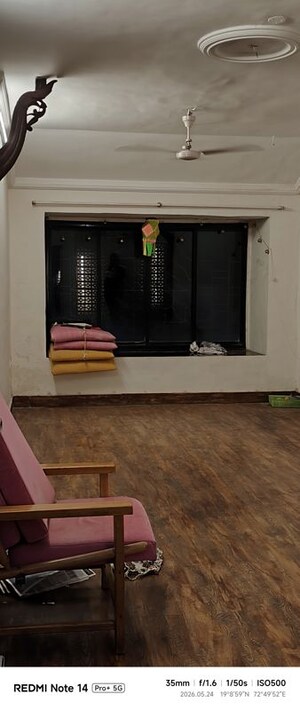 Furnished Amenities in 2.5 BHK Apartment at Indus CHS, Andheri West – for Rent
