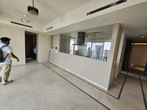 Room in 3.5 BHK Apartment at Emaar Digi Homes, Sector 62 – for Sale