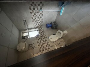 Bathroom in 3 BHK Apartment at Apex Golf Avenue Phase 2, Sector 1 Greater Noida – for Rent