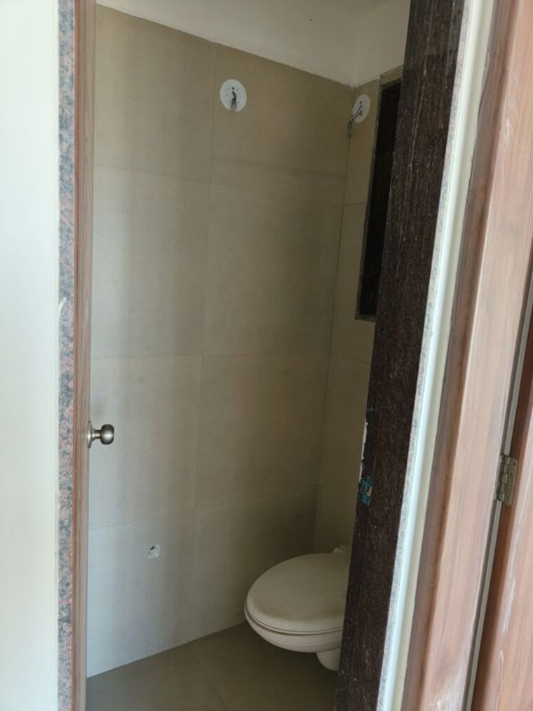 Bathroom, akshar-evita 1 Bedroom 750 Sq.Ft. Apartment In Dronagiri Navi Mumbai 10397808