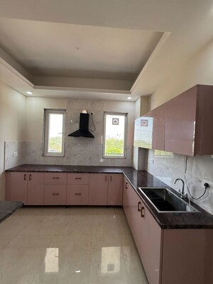 Kitchen in 1 BHK Builder Floor at Sector 52 – for Rent