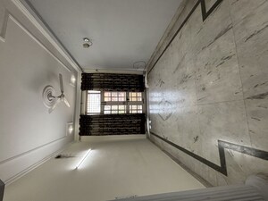 Room in 2 BHK Builder Floor at Saket – for Rent
