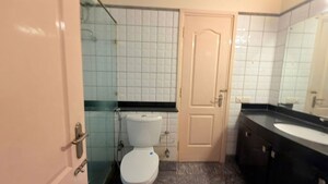 Bathroom in 4 BHK Apartment at Central Park I, Sector 42 – for Sale