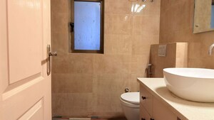 Bathroom in 4 BHK Apartment at Central Park I, Sector 42 – for Sale