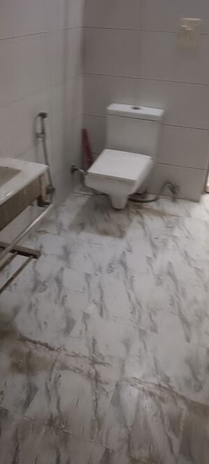 2 BHK Builder Floor For Rent in Sector 9