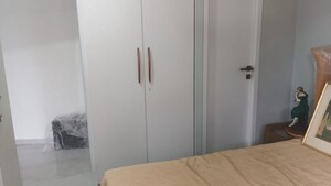 Room in 2 BHK Apartment at Anand Darshan CHS Cumbala Hill, Cumbala Hill – for Rent