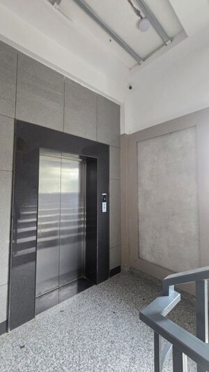 Room in  Office Space at Sector 62 – for Rent