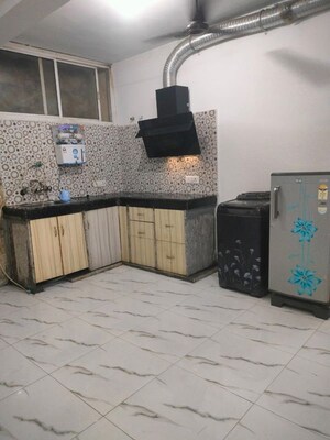 Kitchen in 1 BHK Builder Floor at Sector 52 – for Rent
