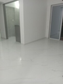 2 BHK + Extra Room Apartment For Rent in Shree Savaliya Apartment
