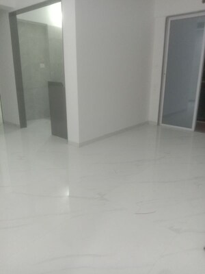 2 BHK Apartment For Rent in Shree Savaliya Apartment, Mira Road