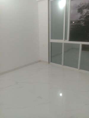 Room in 2 BHK Apartment at Shree Savaliya Apartment, Mira Road – for Rent