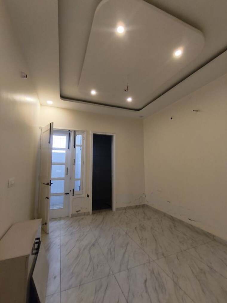 Room, nk-sharma-savitry-greens-2 4 Bedroom 120 Sq.Yd. Villa In Ghazipur Zirakpur 10397891