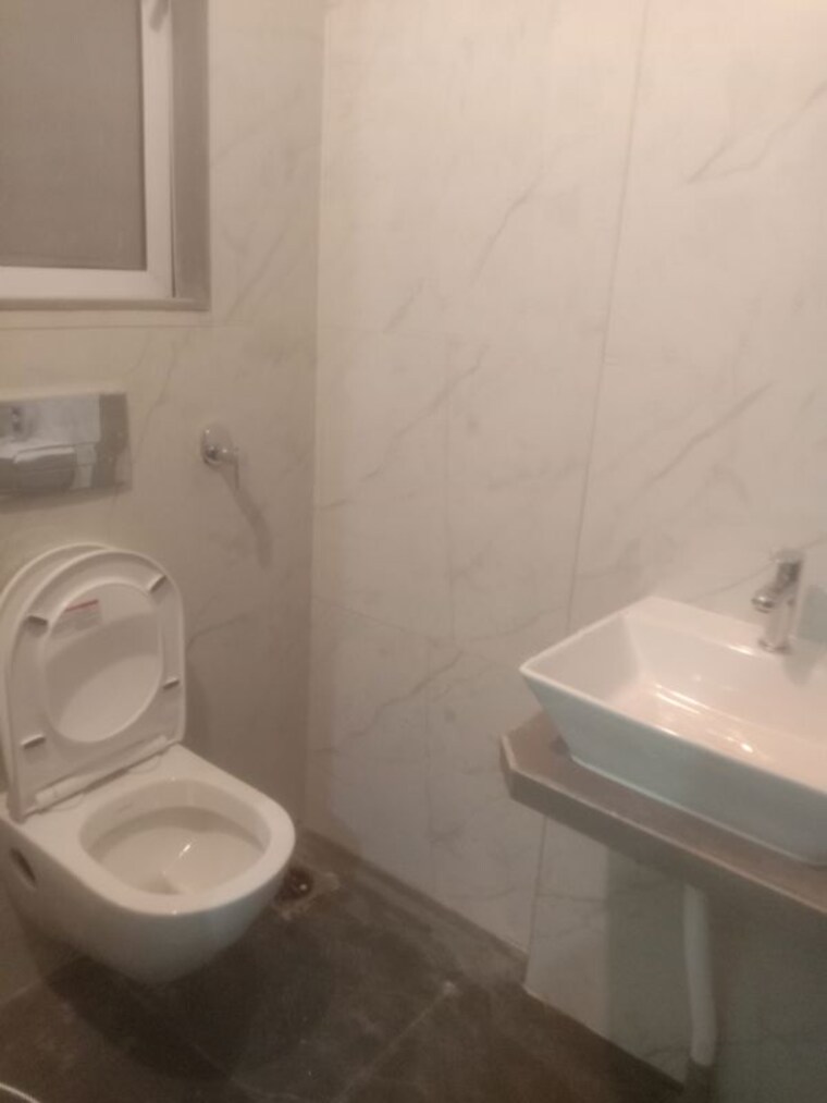 Bathroom, shree-savaliya-apartment 1 Bedroom 415 Sq.Ft. Apartment In Mira Road Thane 10397896