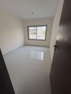 Room in 2 BHK Apartment at Vasudha Etasha, Kothrud – for Rent