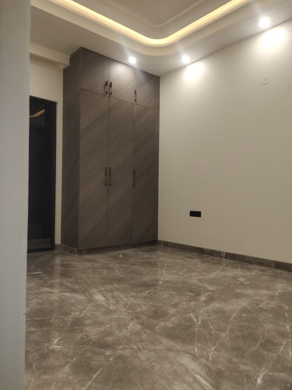 3 BHK + Servant Room Builder Floor For Sale in East Of Kailash