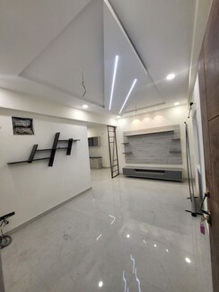 2 BHK + Pooja Room,Servant Room,Study Room,Extra Room,Basement,Store Room Apartment For Sale in Vasu Sri Pride