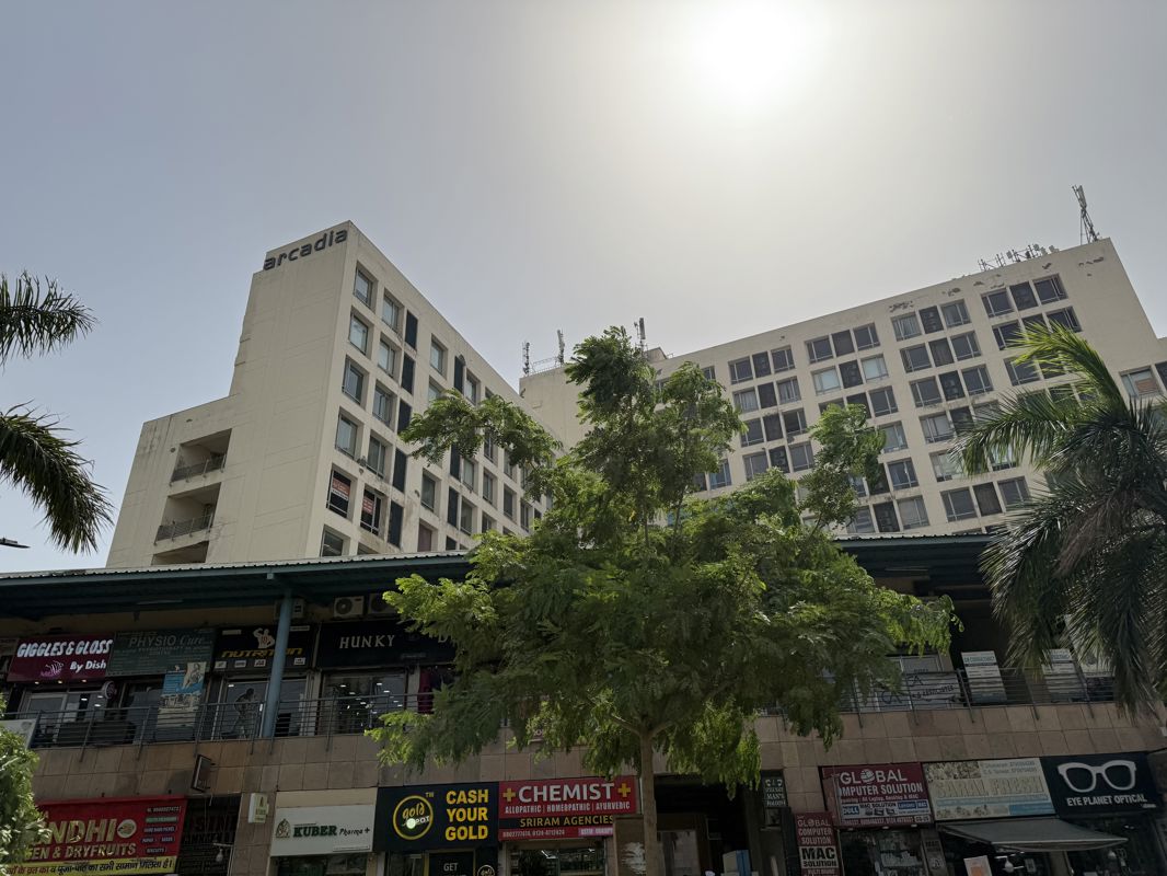 Office Space For Sale in Unitech Fresco